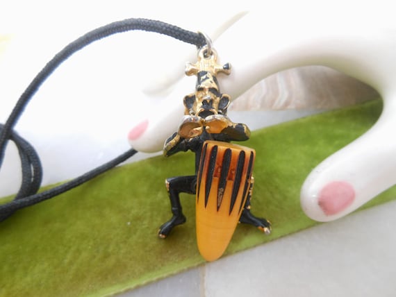 Vintage BAKELITE Charles F Worth Pendant Necklace… - image 2