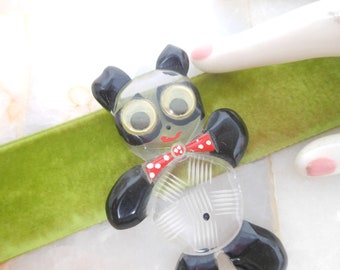 Vintage Googly Eye Brooch Carved Lucite Clear Plastic Pin Bakelite ERA Kitsch Panda Teddy Bear Figural  Mid Century Jewelry, VivianJoel.com