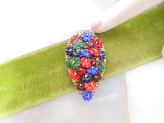 Vintage Tiny Flower Bead Brooch Dress Clip Beaded… - image 1