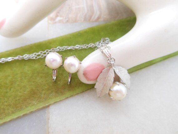 Vintage Pearl Sterling Silver Necklace Earrings S… - image 2