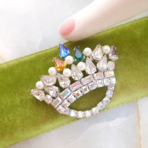 Vintage Rhinestone Princess Brooch Crown Pin Faux Pearl Aurora Borealis Gift Jewelry Mid Century, VivianJoel.com