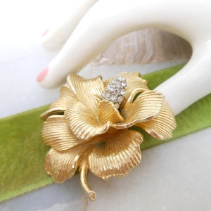 Vintage Rhinestone Flower Brooch Dimensional Gold Plate Orchid Plumeria Pin Mid Century Classic Timeless Jewelry Gift, VivianJoel.com image 3