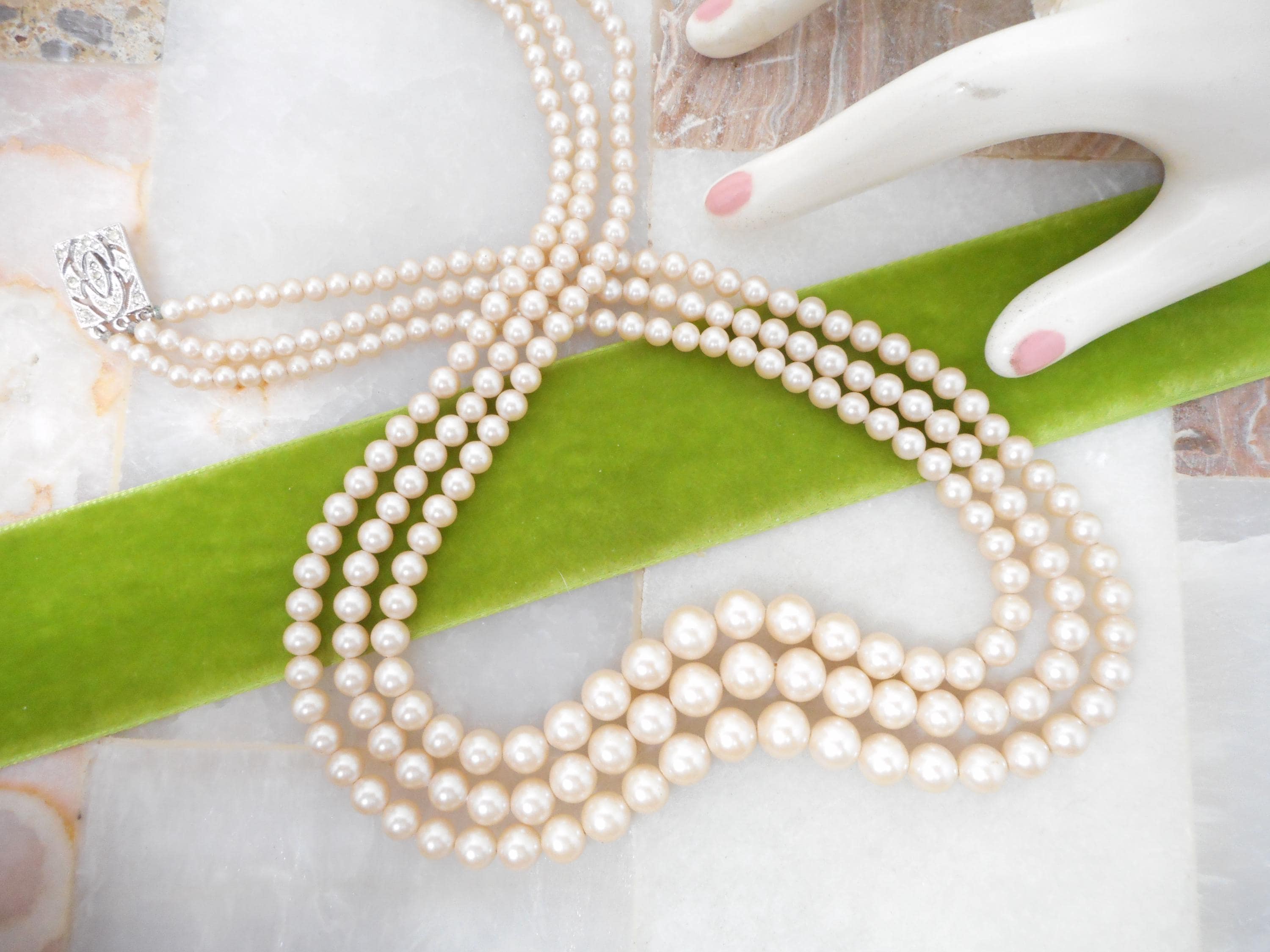 1940s Three Strand Pearl Necklace - Etsy