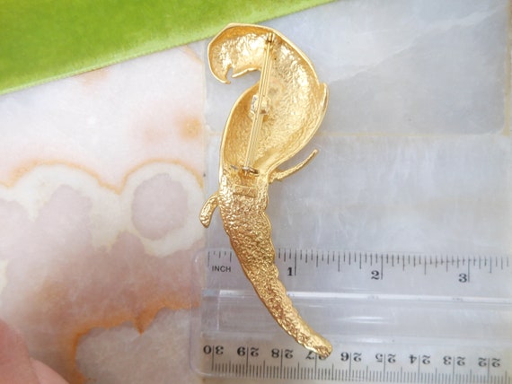 Vintage JJ Huge Brooch Parrot Bird Gold Plate Des… - image 7