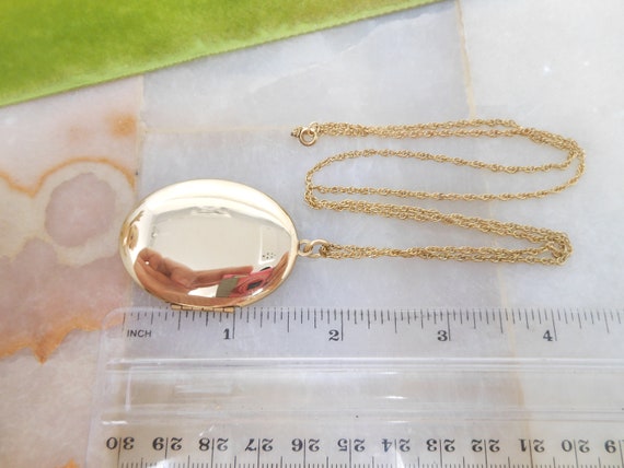 Vintage Gold Fill Locket Necklace Photo Pendant E… - image 8