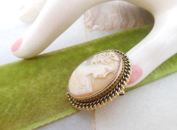 Vintage CATAMORE Cameo Brooch Pin Gold Fill GF De… - image 3