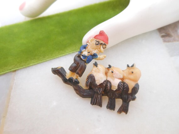Vintage Elf Pixie Celluloid Brooch Chickadee Bird… - image 3