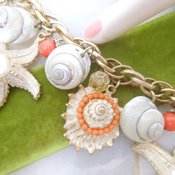 Vintage GERMANY Seashell Starfish Chunky Charm Bracelet Confetti Resin Summer Beachwear Mid Century Jewelry Gift, VivianJoel.com