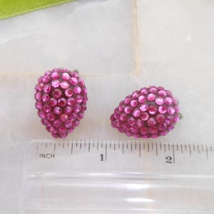 Vintage MISTAR BIJOUX Earrings Clip On Pink Rhinestone Crystal Fuchsia Designer Mid Century Jewelry