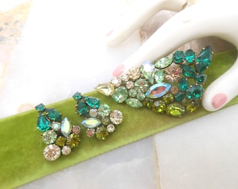 Vintage AUSTRIA Brooch Earrings Set Crystal Rhinestone Green Ombre Leaf Aurora Borealis Designer Mid Century Jewelry***VivianJoel.com