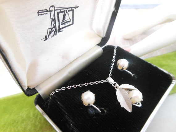 Vintage Pearl Sterling Silver Necklace Earrings S… - image 1