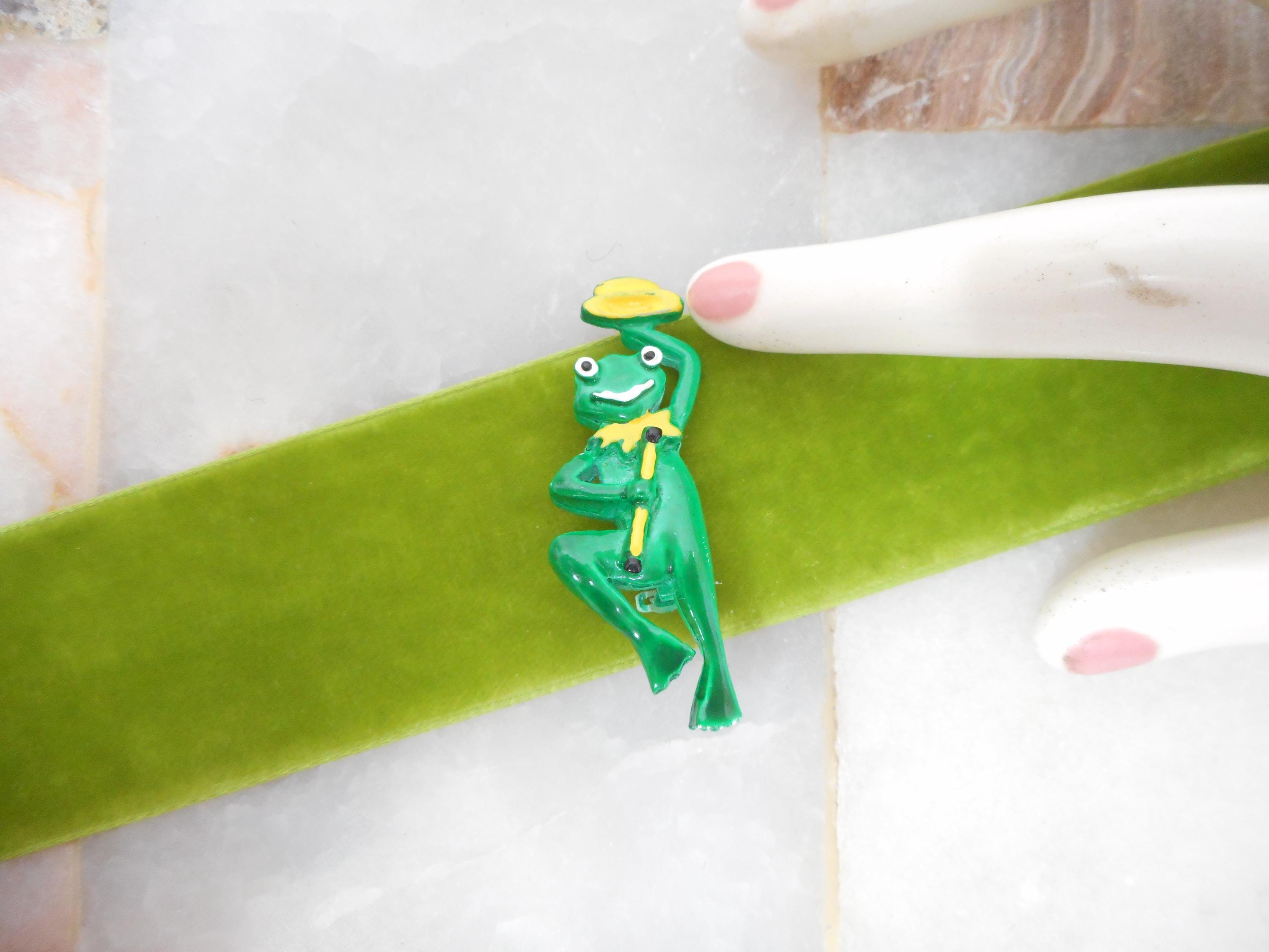 Vintage Dancing Frog Brooch Green Enamel Tree Toad Pin Hat and Cane ...