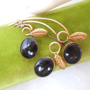 Vintage AMCO Gold Filled Brooch Onyx Designer Pin Flower GF Mourning Victorian Revival Mid Century Jewelry Gift, VivianJoel.com