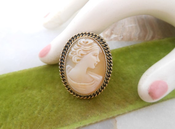 Vintage CATAMORE Cameo Brooch Pin Gold Fill GF De… - image 1