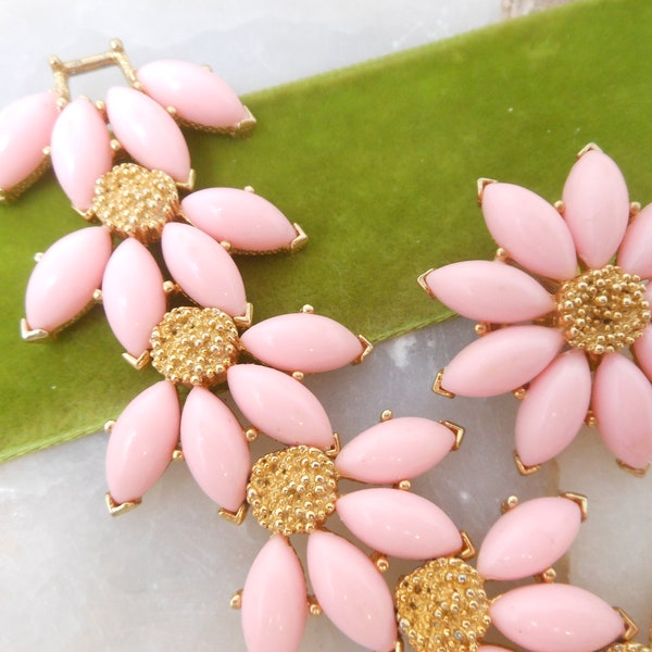 Vintage MARVELLA Pink Bracelet Earrings Set Flower Thermoset Lucite Mid Century Designer Jewelry Gift,  VivianJoel.com