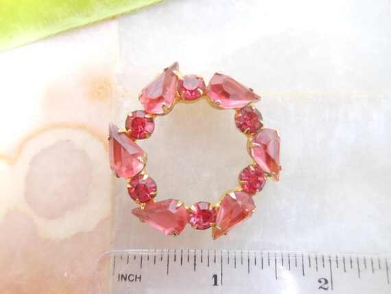 Vintage Pink Rhinestone Wreath Brooch Crystal Cir… - image 7