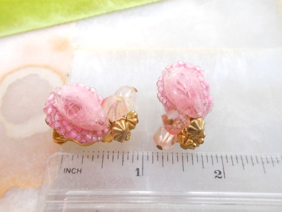 Vintage ROBERT Cluster Earrings Clip On Pink Art … - image 10