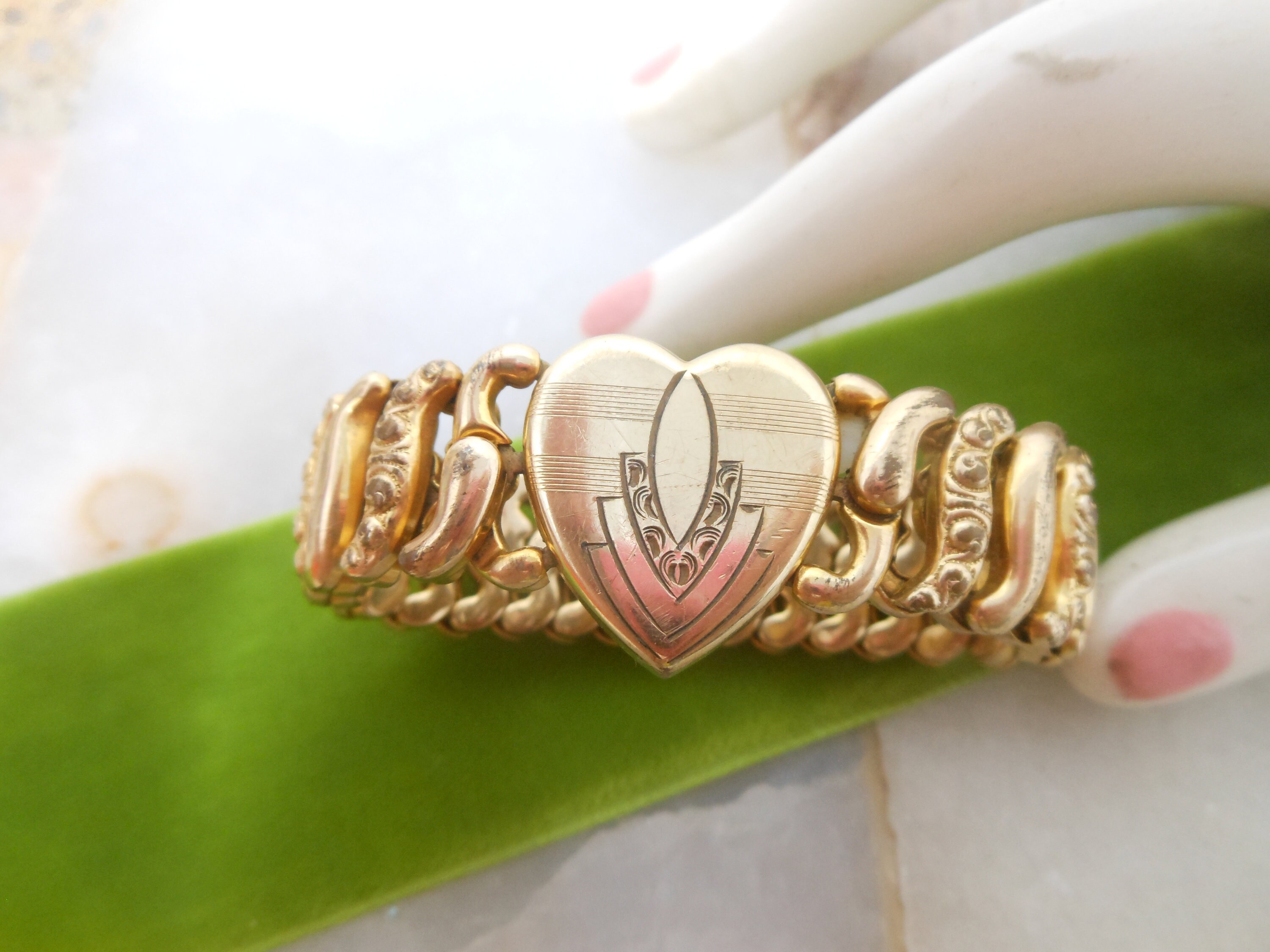 Sweetheart Bracelet - Etsy Sweetheart Bracelet - Etsy