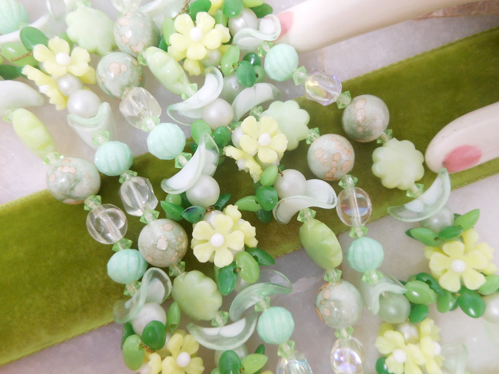 Vintage Plastic Flower Necklace Garland Lei Bead Daisy Flower Etsy