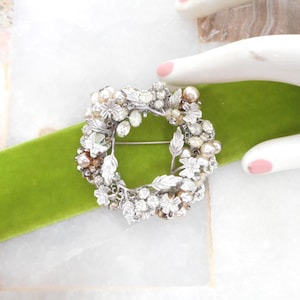 Original by Robert Brooch - Etsy