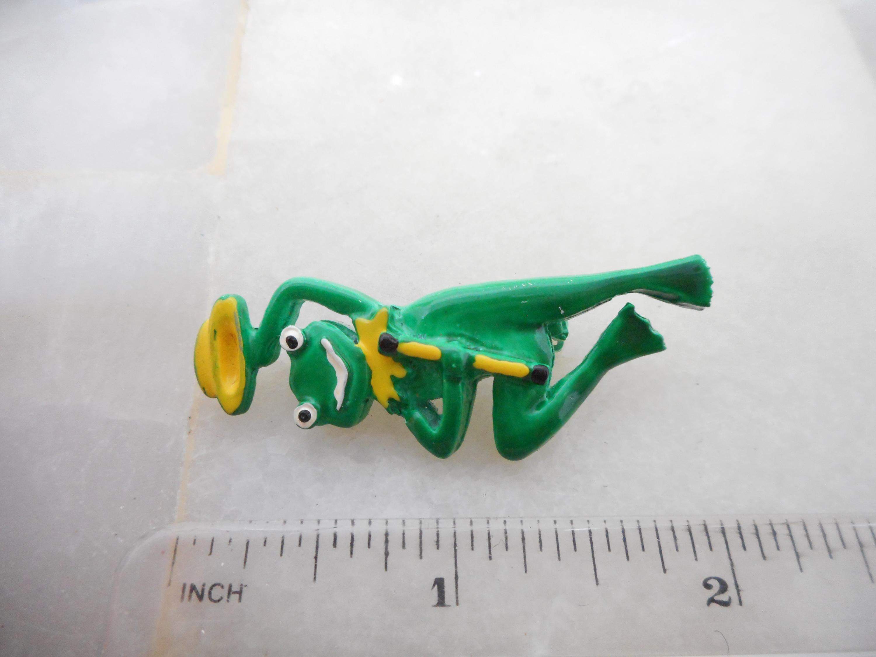 Vintage Dancing Frog Brooch Green Enamel Tree Toad Pin Hat and Cane ...