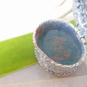 Vintage FLORENZA Jewelry Ring Trinket Box Blue Cabochon Enamel Ornate Victorian Revival Designer Mid Century *As Is*