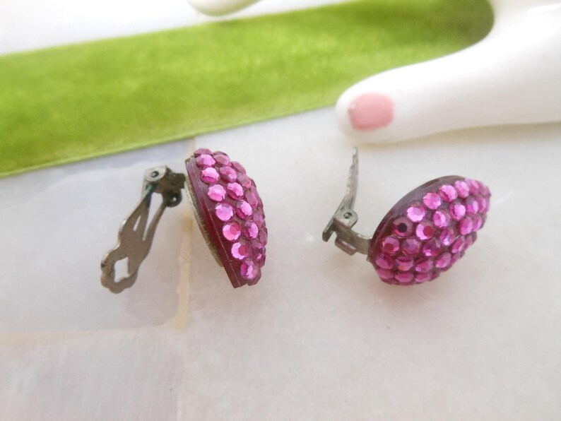Vintage MISTAR BIJOUX Earrings Clip On Pink Rhinestone Crystal Fuchsia Designer Mid Century Jewelry