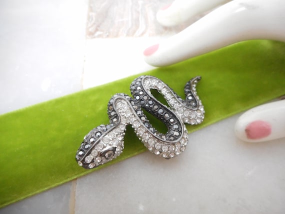 Vintage KJL Snake Brooch Crystal Rhinestone Black… - image 3