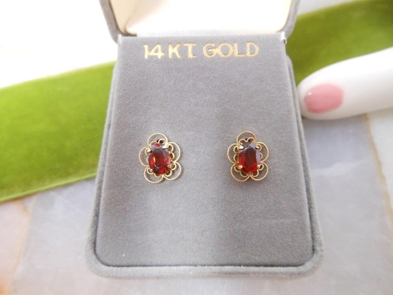 GiftJewelryShop Bronze Retro Style Spain flag Photo Stud Heart Earrings #12 GiftJewelryShop Bronze Retro Style Spain flag Photo Stud Heart Earrings #12