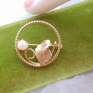 Vintage Gold Filled Brooch Pearl Leaf GF Pin Wreath Petite Minimalist Mid Century Designer Jewelry Gift, VivianJoel.com