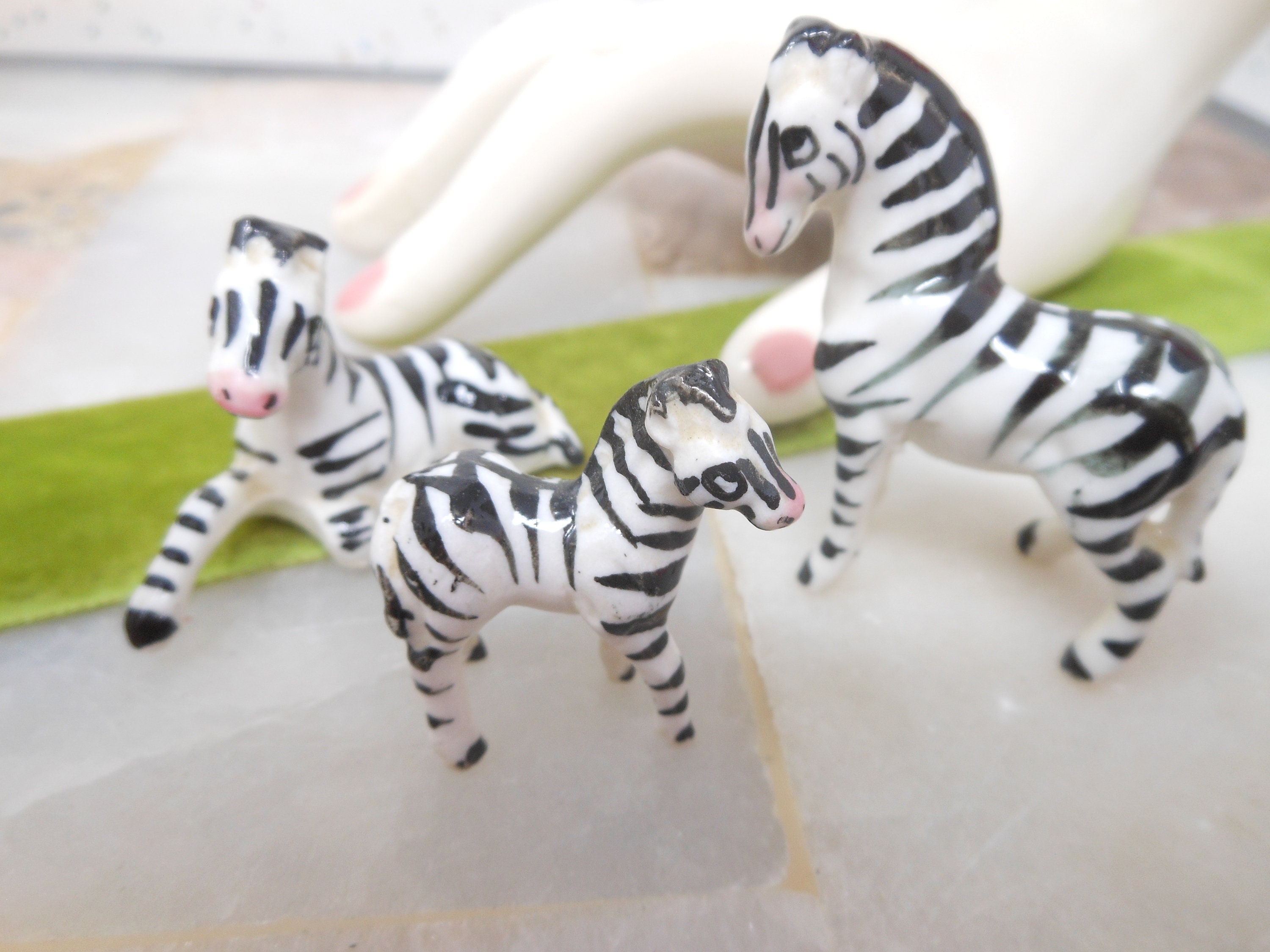 ヴィンテージ・ミニベア3匹セット Vintage Zebra Miniature Family Set Trio LOT 3 Japan Bone