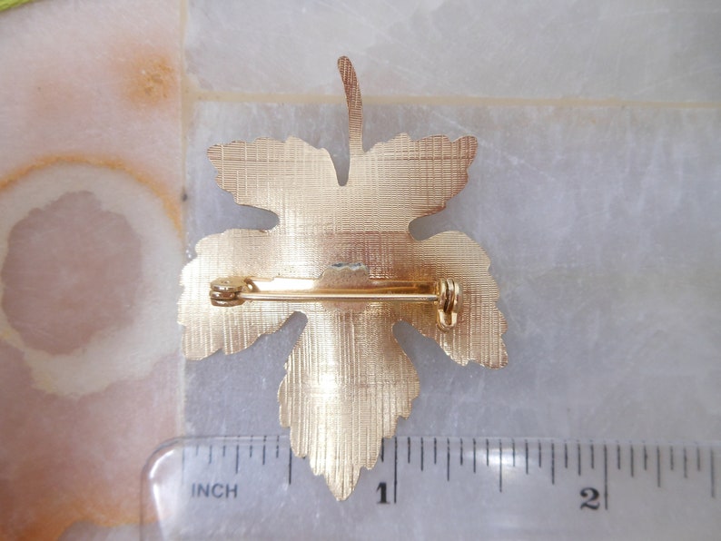 VivianJoel.com Vintage Green Enamel Maple Leaf Pin Brooch Canada Jewelry Mid Century