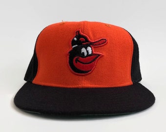 Baltimore Orioles Authentic MLB New Era Fitted Leather Sweatband Baseball Hat Size 7 1/8 Circa 1980s