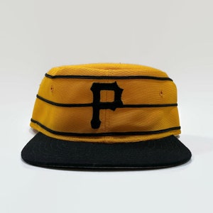 Pittsburgh Pirates MLB New Era Major League Baseball Fitted Hat Size 7 1/8 Circa 1980s