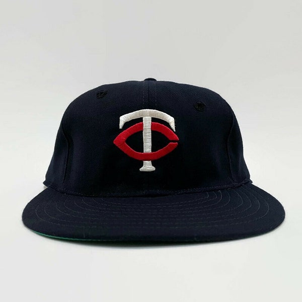 Minnesota Twins Authentic MLB New Era Fitted Baseball Hat Size 7 1/8 Circa 1960s