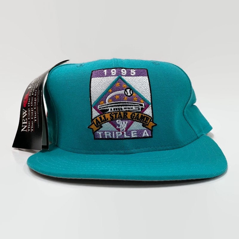 Vintage Lahaina Whalers Snapback Hat Cap 90s Jersey Logo Milb 