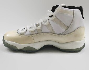 Air Jordan XI Columbia Blue Authentic Nike Basketball Shoes Size