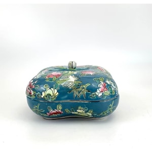 Trinket Oriental Asian Container Oriental Lidded Box with Colorful Design Beautiful Gift Decor