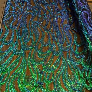 Lorelei IRIDESCENT GREEN BLUE Mermaid Swirls Sequins on Mesh Lace Fabric by the Yard - 10133
