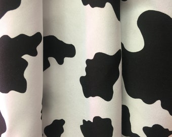 Tela ligera de poliéster y algodón con estampado de vaca Kendra en blanco y negro, cortada a medida para pared, habitación infantil, casa de campo, hogar y decoración vintage - 10092