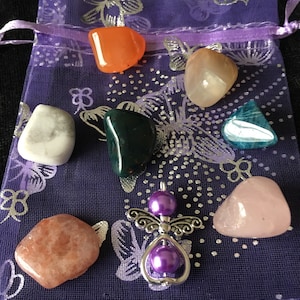 JUST HAD BABY, Healing crystal set of 7 crystals chosen to support post childbirth and beyond.