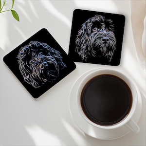 Dessous de verre cockapoo noirs avec un superbe design artistique fractal. Cadeau parfait pour propriétaire de cockapoo.