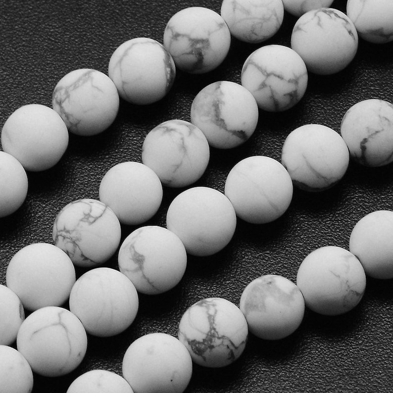 Matte White Howlite Round Beads, Natural Gemstone, 8 mm Beads, Frosted Howlite Beads, 15 strand image 5
