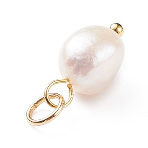 4 pcs Grade  B Natural Cultured Freshwater Pearl Charms, with 304 Stainless Steel Jump Rings, Polished Rice, Golden