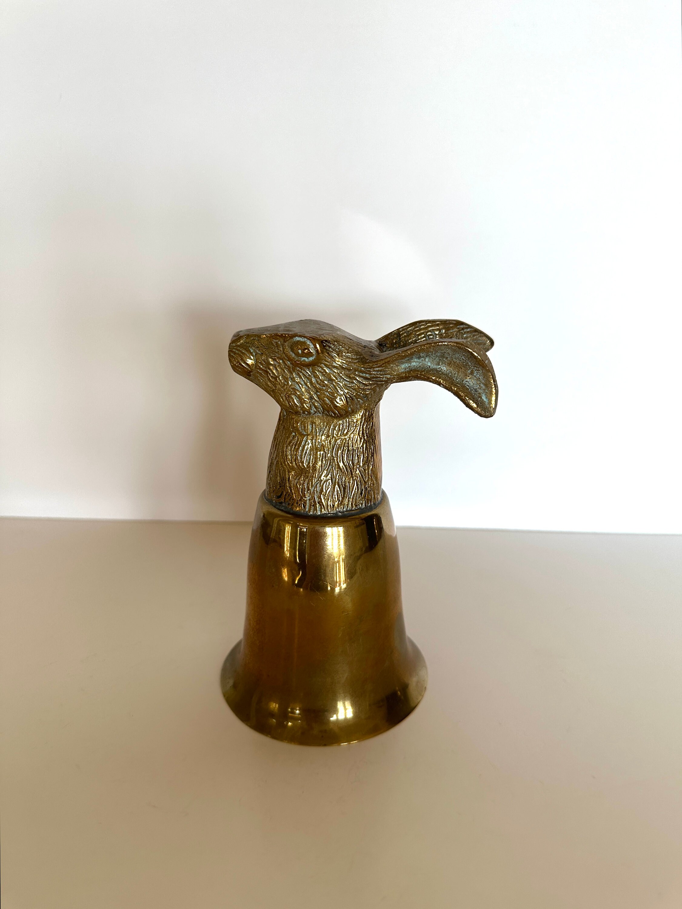 激安単価で Rabbit Stirrup Cup - Etsy 工芸品