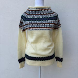 Vintage Fair Isle Sweater XS Cream Nordic Knit Pullover 80s Cottagecore Winter Jumper Women