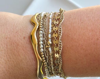 The Wavy Bangle | Gold