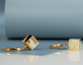 Geometric Earrings with Natural Baltic Amber CUBICO
