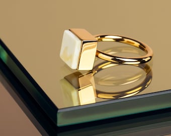Baltic Unique Amber Ring CUBICO