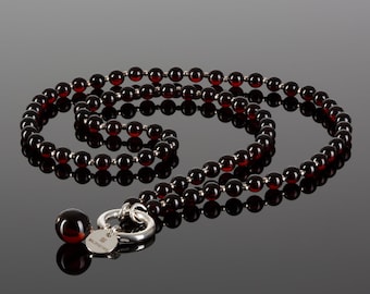 Red stone necklace CHERRY